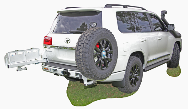 LC200_sahara_facelift_right_side_view